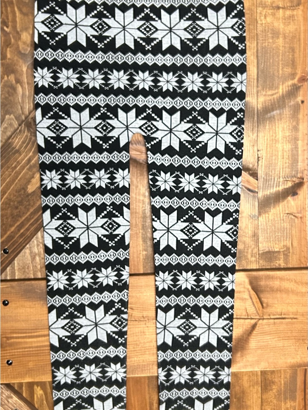 2 pairs of Derek Heart Black and Blue Snowflake Print Leggings